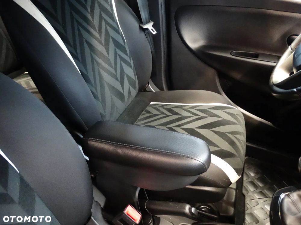 Lancia Ypsilon 1.2 8V Platinum S&S - 27