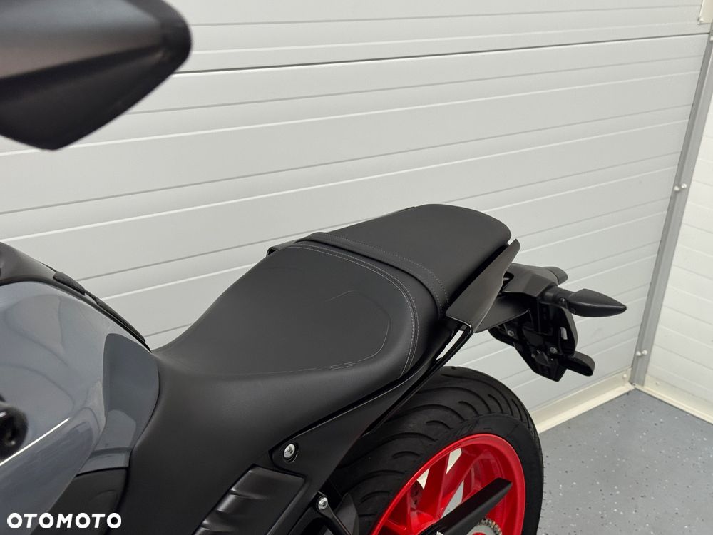 Yamaha MT - 26