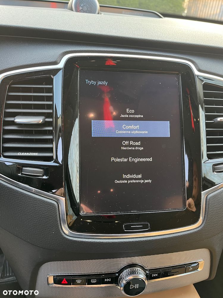 Volvo XC 90 - 10