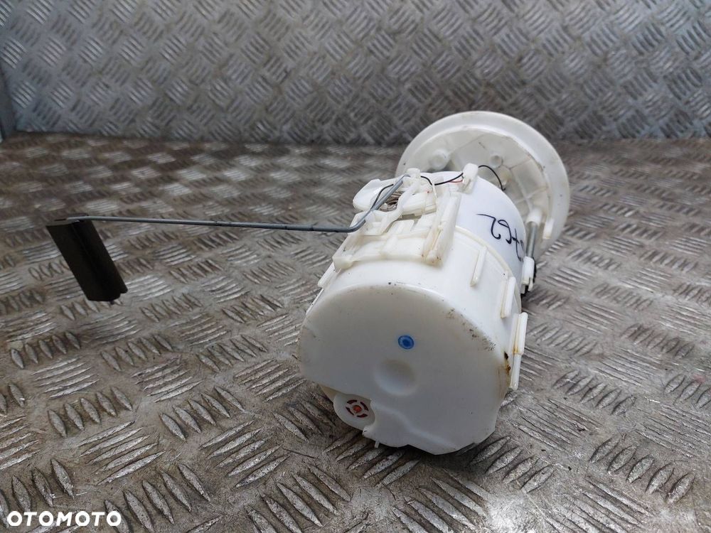 POMPKA PALIWA + PŁYWAK RENAULT ESPACE IV 3.5 V6 8200760583 - 3