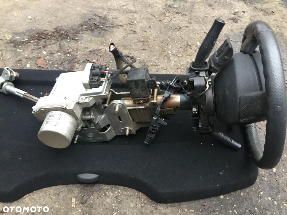 KOLUMNA KIEROWNICZA - Renault Megane II - 8200 246 631B - 2