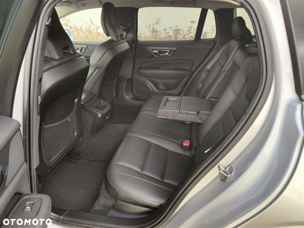 Volvo V60 D4 Geartronic Inscription - 14