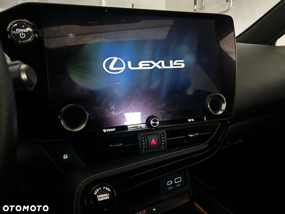 Lexus NX 450h+ F Sport AWD - 35