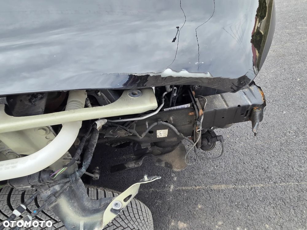 Volkswagen Tiguan Allspace - 8