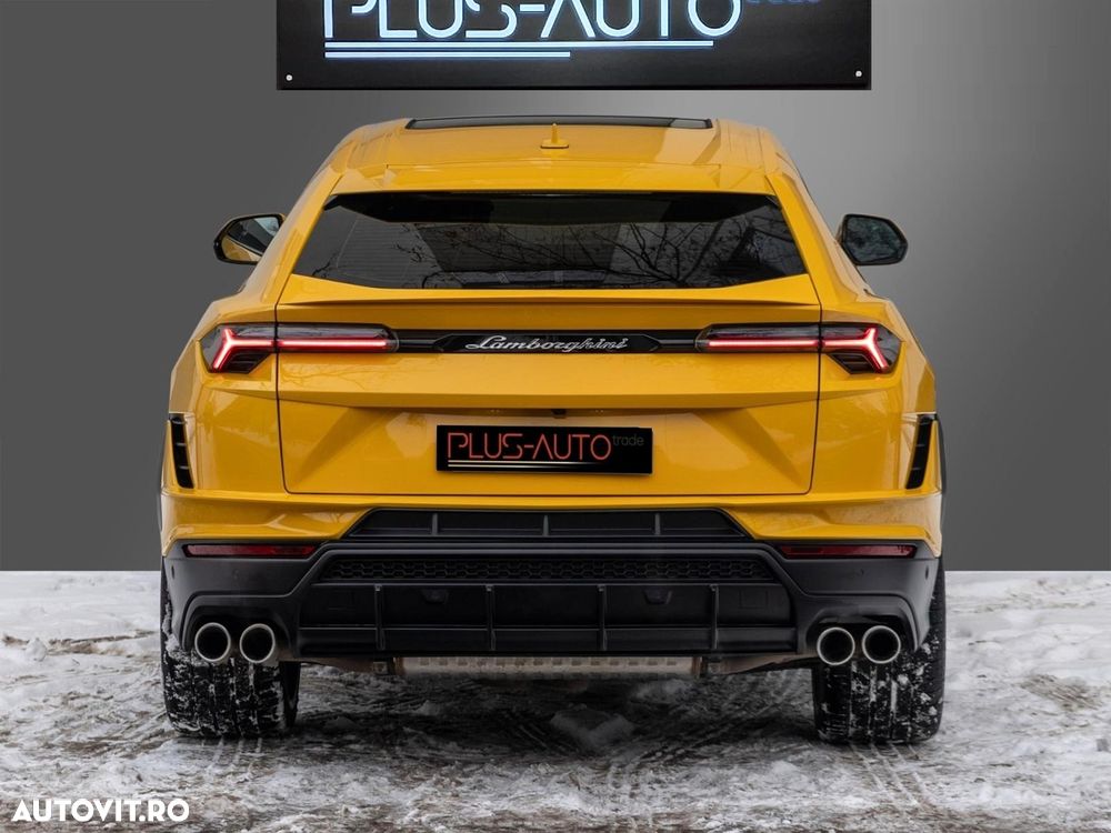 Lamborghini URUS - 9