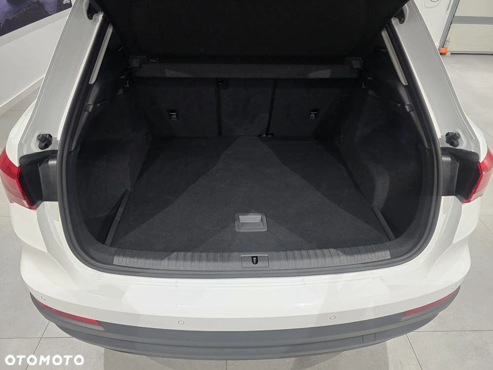 Audi Q3 35 TFSI S tronic - 8