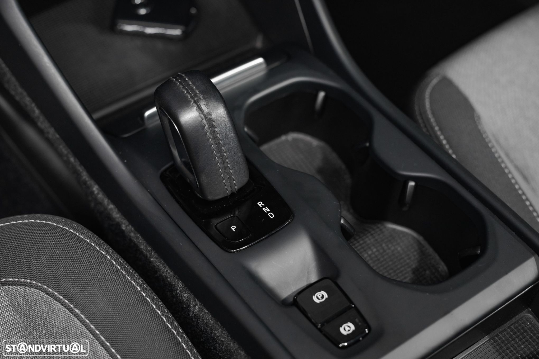 Volvo XC 40 1.5 T4 PHEV Inscription Expression - 35