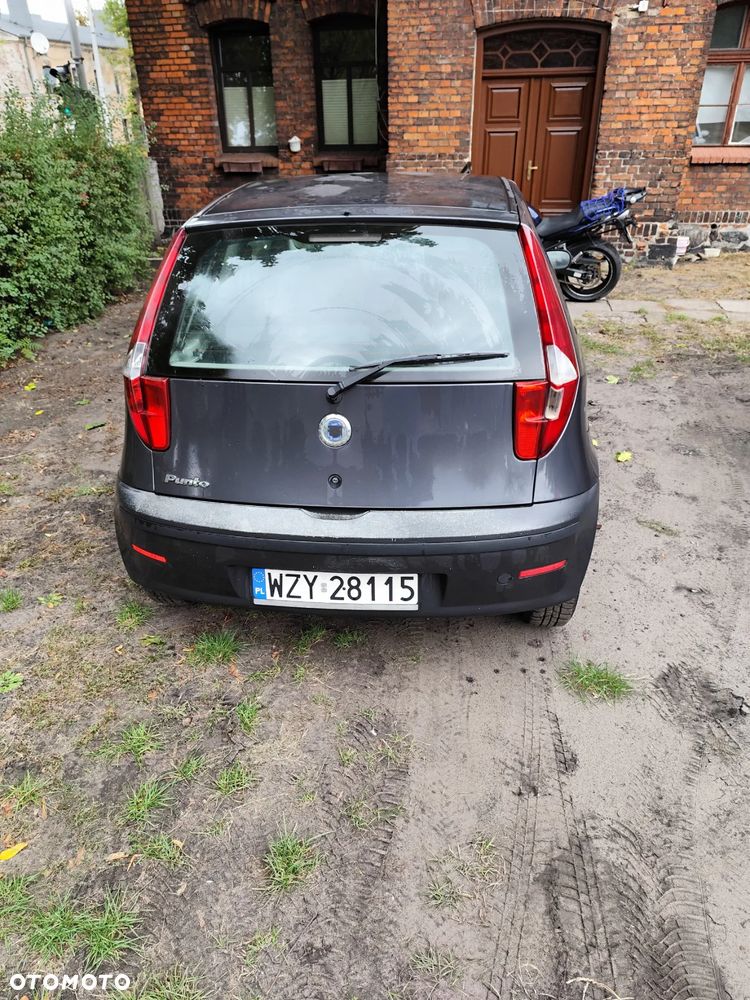 Fiat Punto 1.2 8V - 4