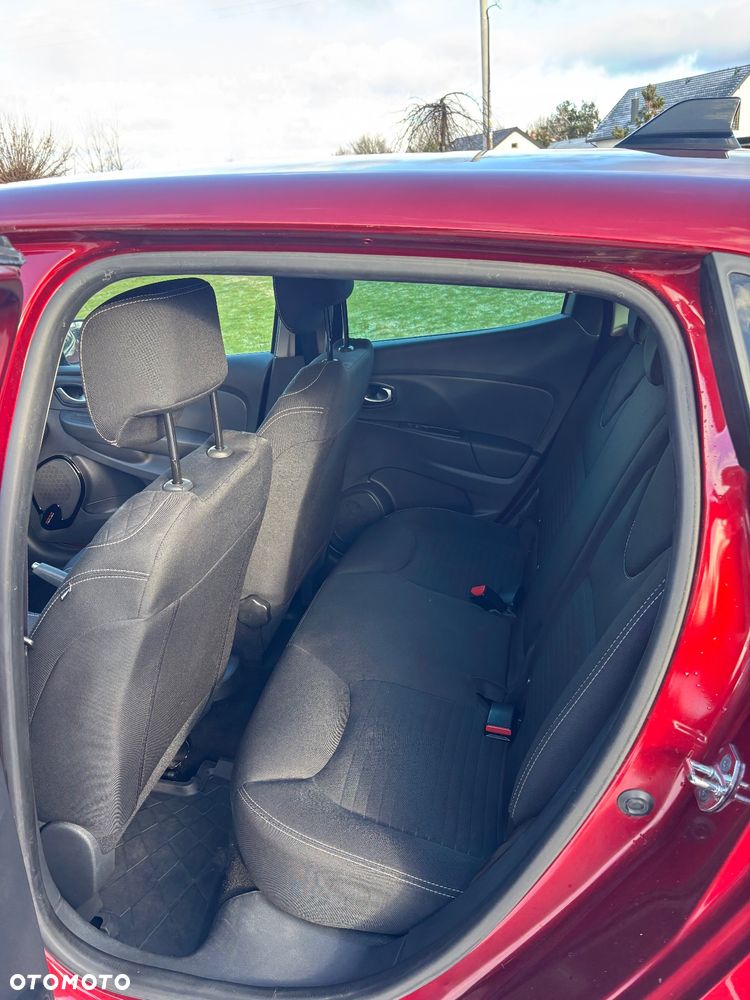 Renault Clio 1.2 16V Limited - 10