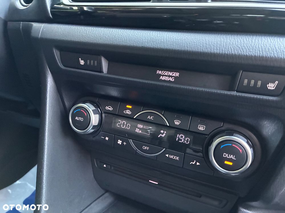 Mazda 3 - 12