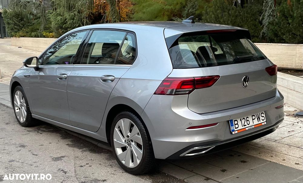 Volkswagen Golf 1.5 eTSI OPF DSG Style - 2