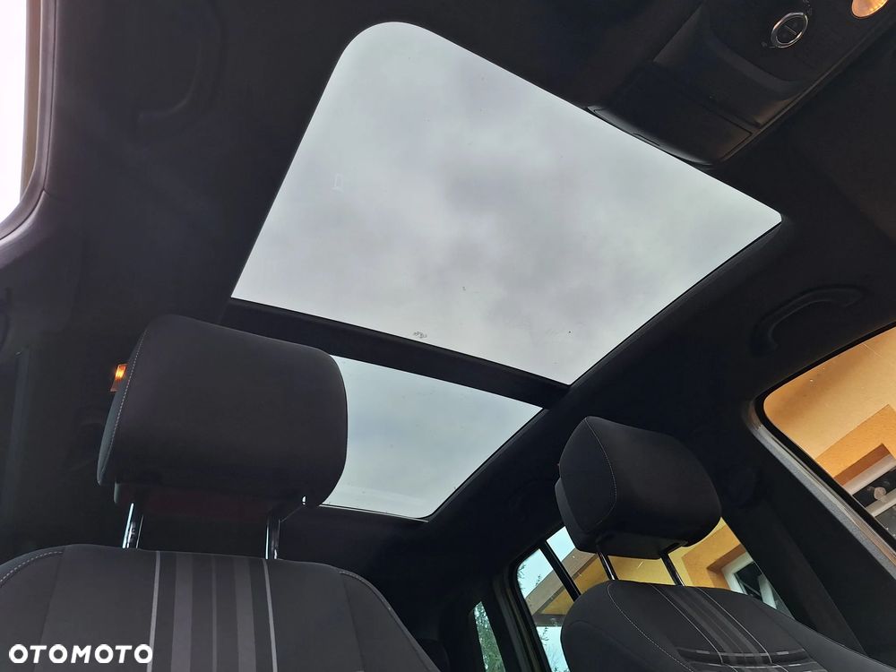 Volkswagen Tiguan - 17