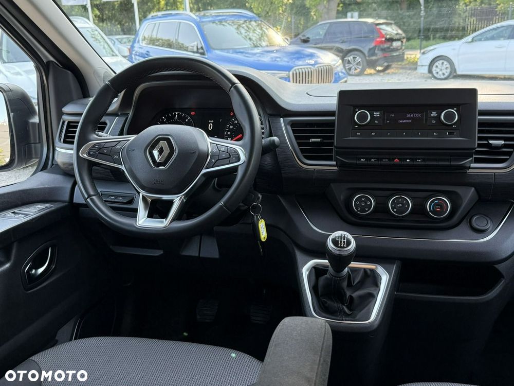 Renault Trafic - 22