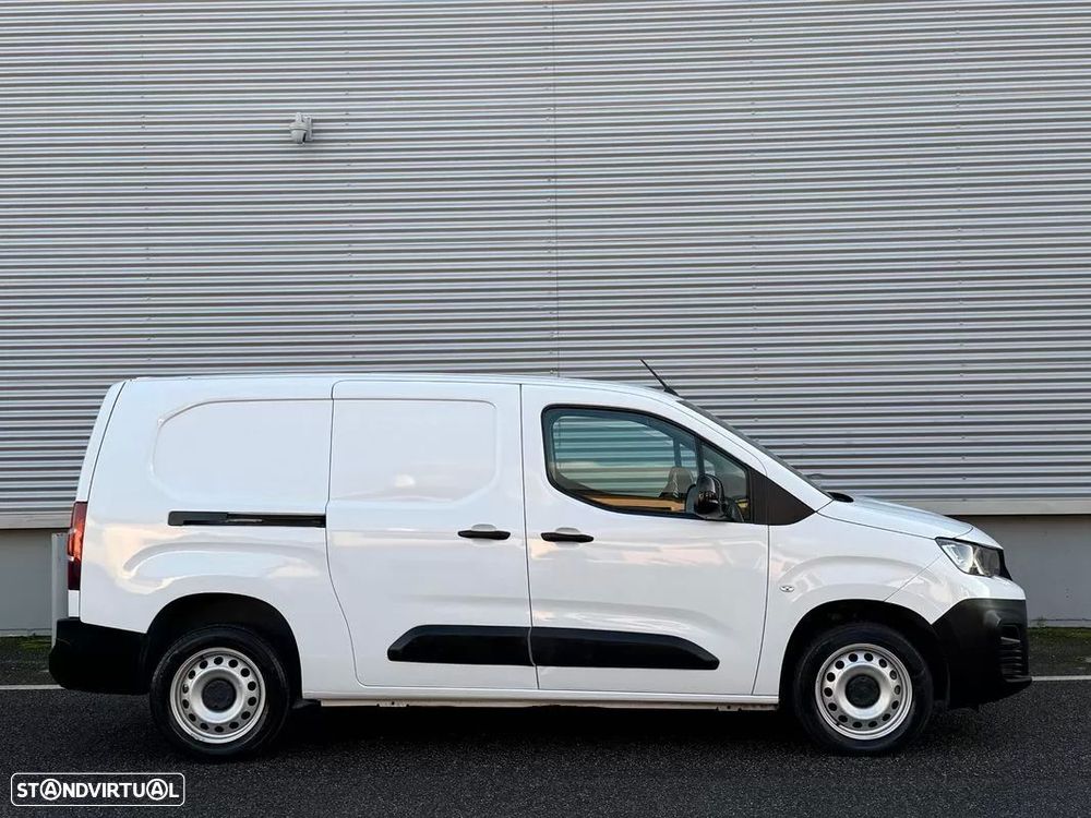 Peugeot PARTNER LONGA / 40 MIL KM / 2023 / IVA DEDUTIVEL - 3