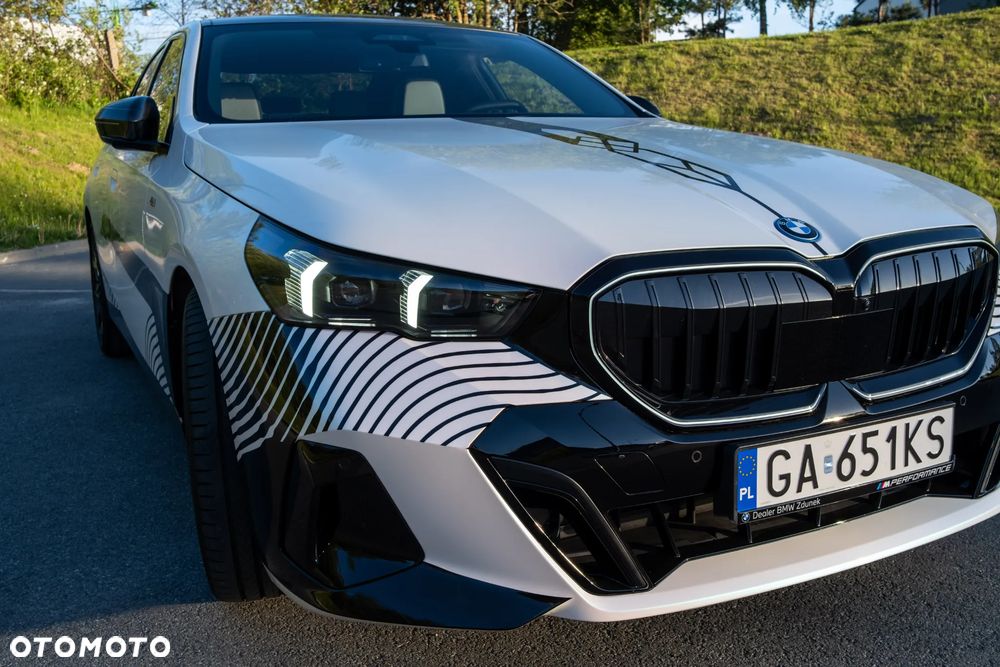 BMW Seria 5 - 13