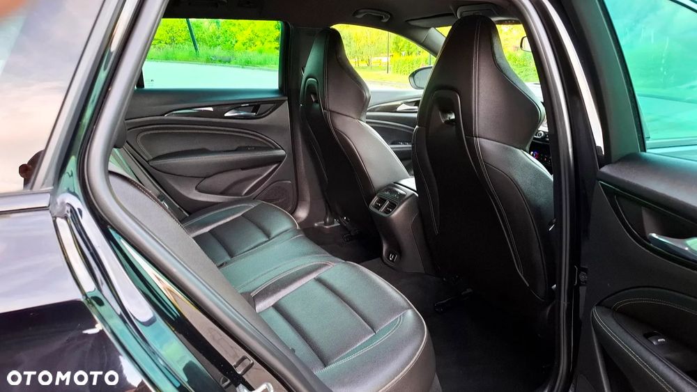 Opel Insignia 2.0 CDTI 4x4 GSi S&S - 24