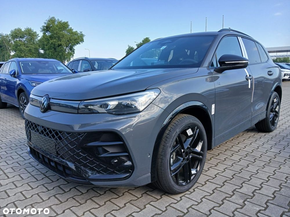Volkswagen Tiguan - 2