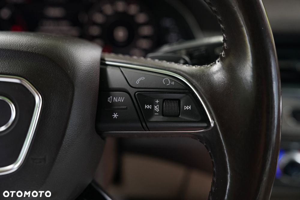 Audi Q7 - 15