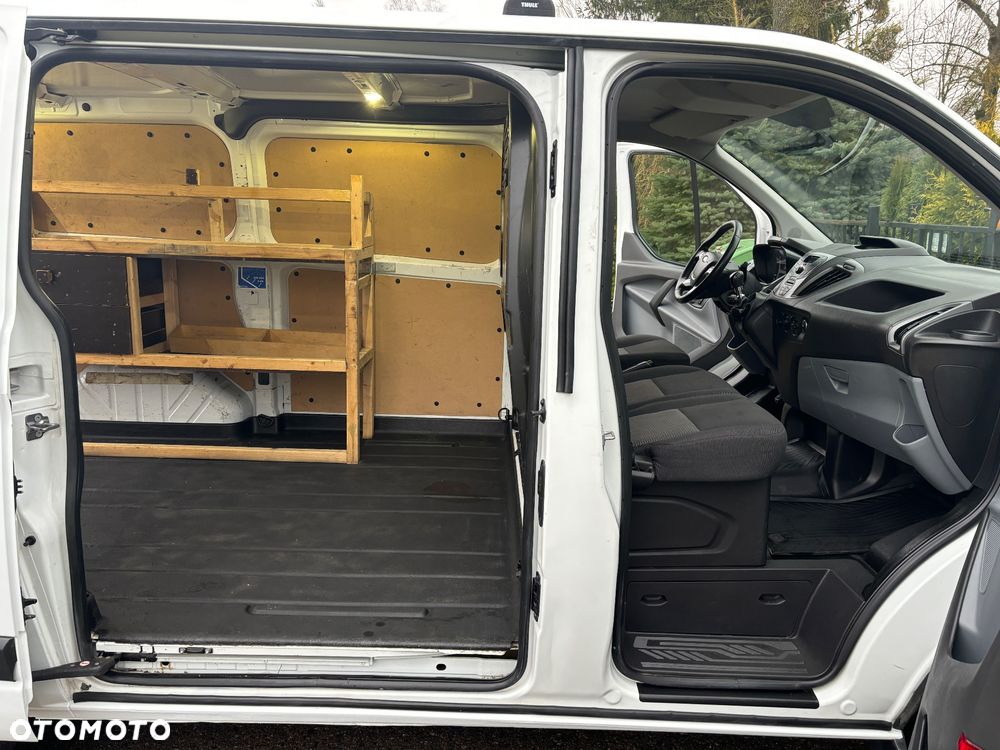 Ford Transit Custom - 13