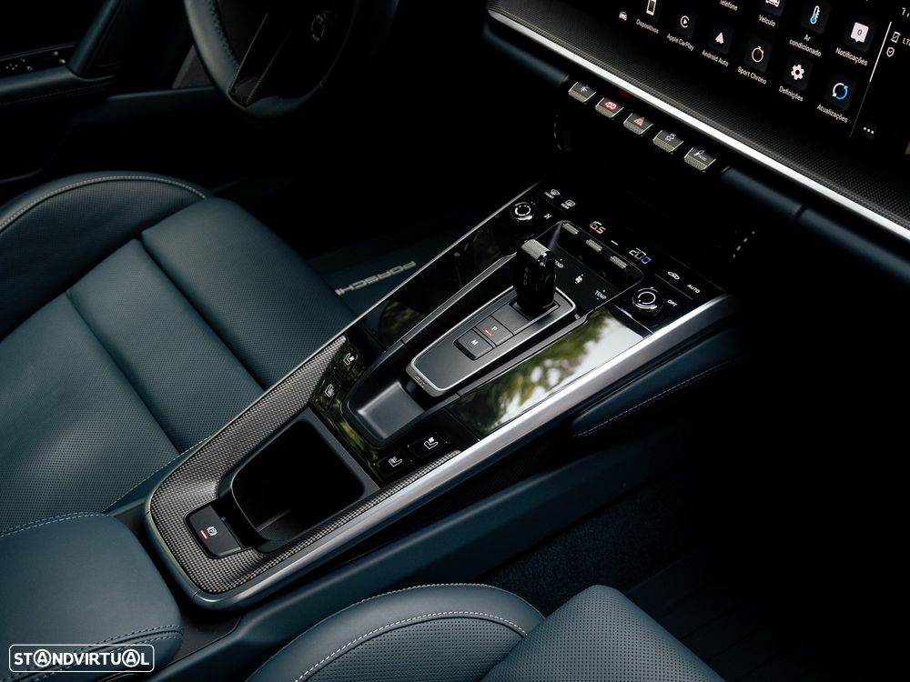 Porsche 911 (992) Turbo S PDK - 44