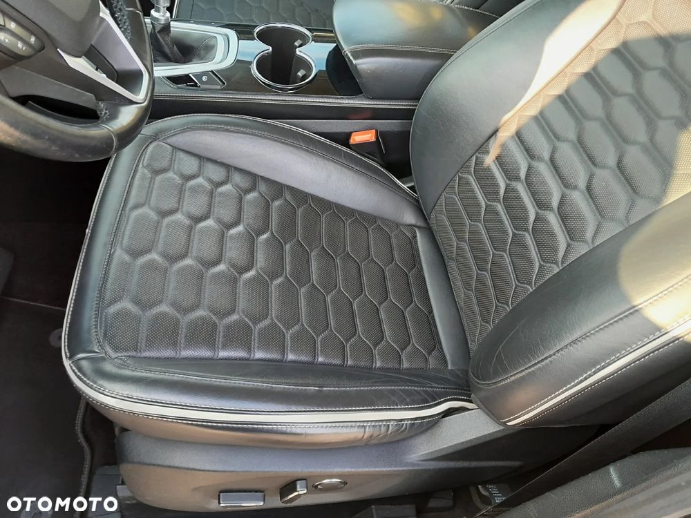 Ford Edge 2.0 EcoBlue 4WD Vignale - 29