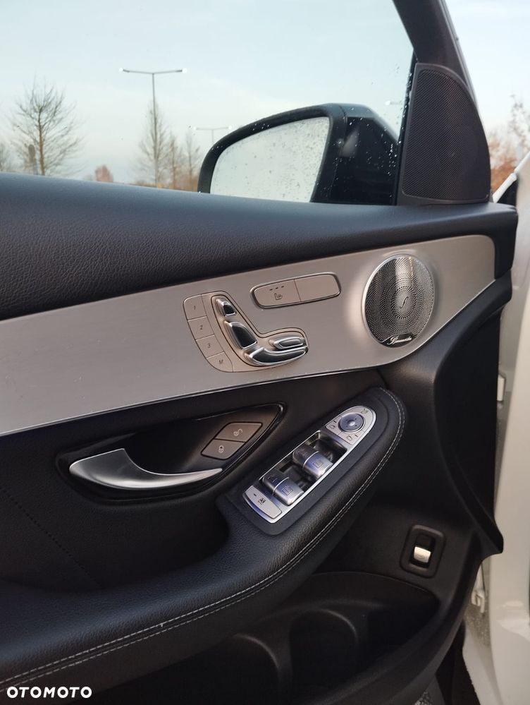 Mercedes-Benz GLC - 9