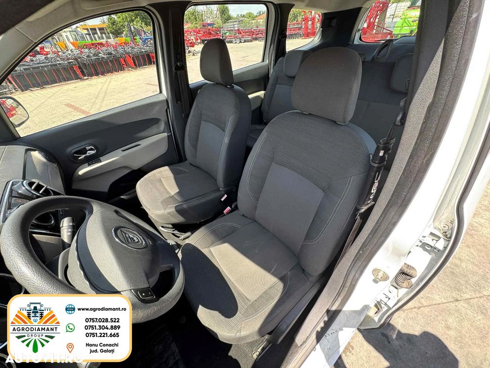 Dacia Lodgy 1.2 TCe 115 CP Laureate - 11