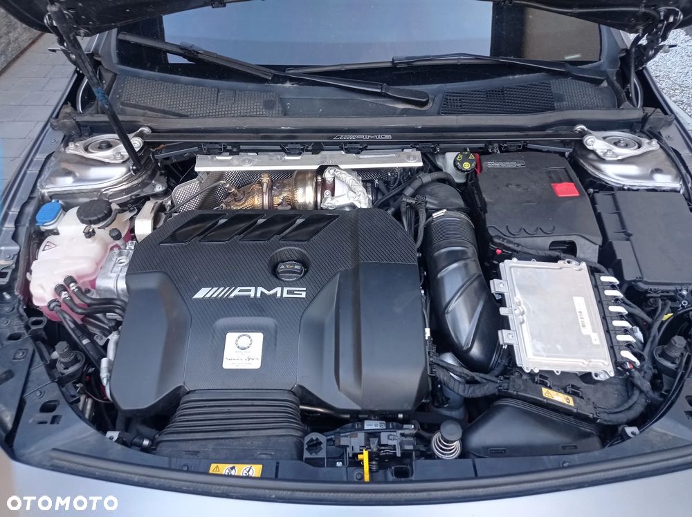Mercedes-Benz CLA - 16