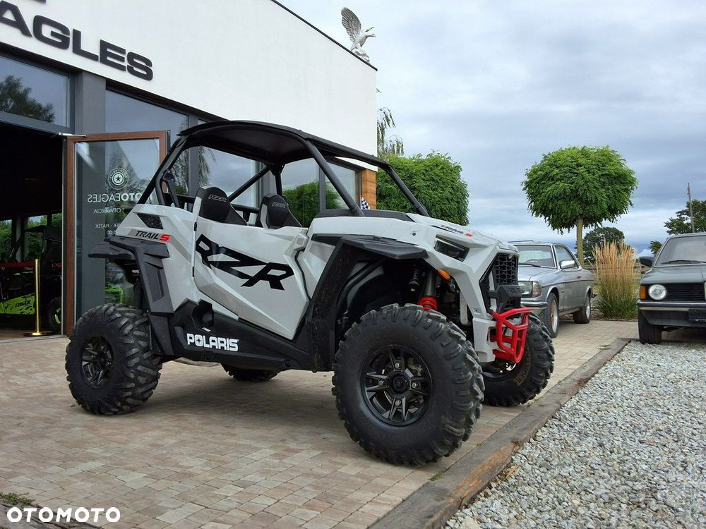 Polaris RZR - 11