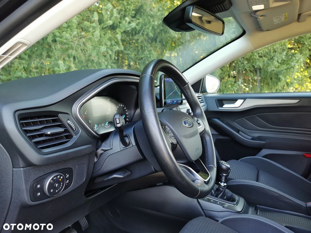 Ford Focus 1.5 EcoBlue Start-Stopp-System TITANIUM STYLE - 10