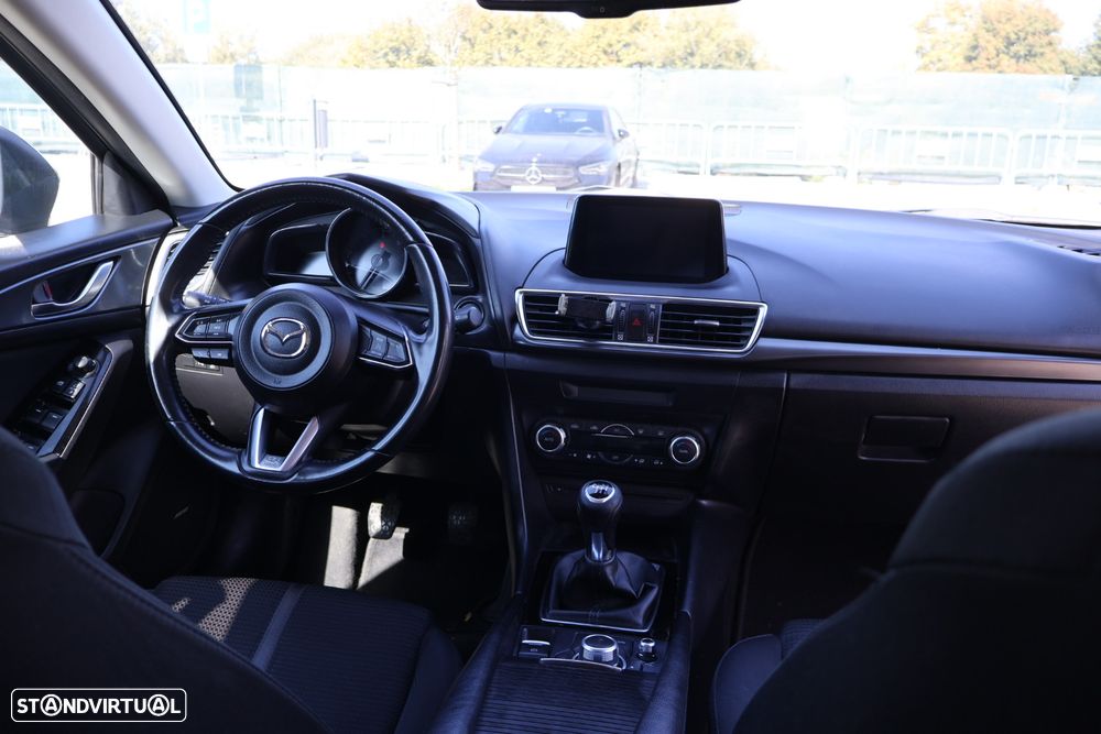 Mazda 3 Hatchback 1.5 Sky-D Excellence Navi - 7