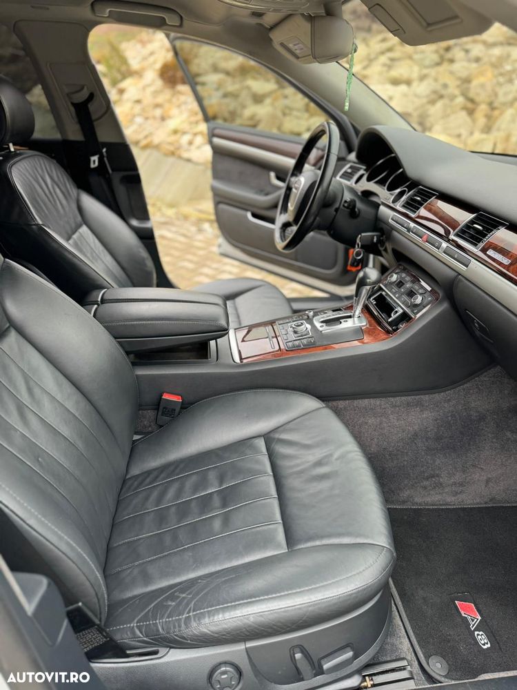 Audi A8 - 9