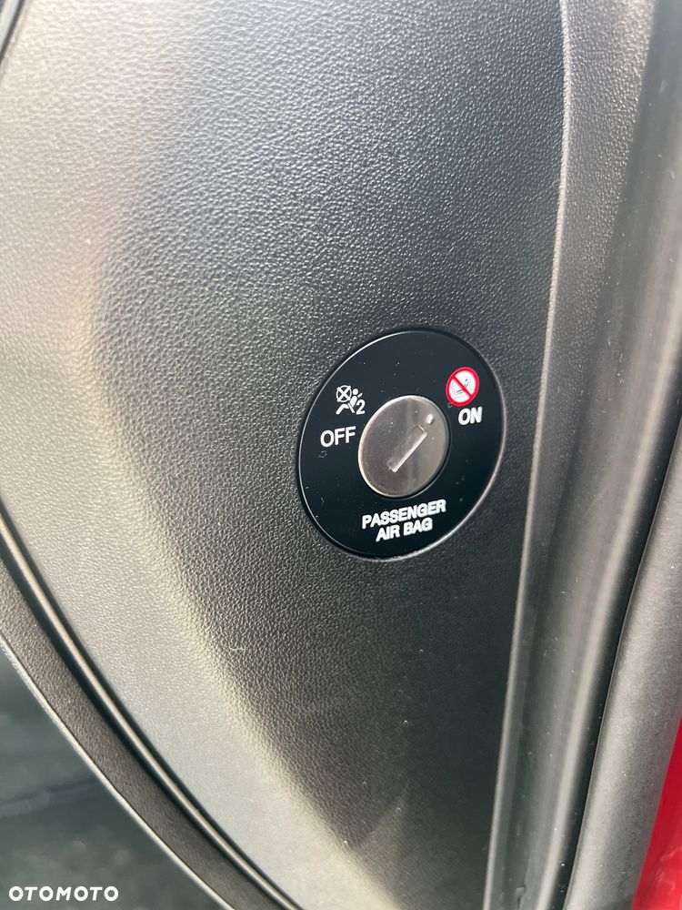 Kia Venga - 16