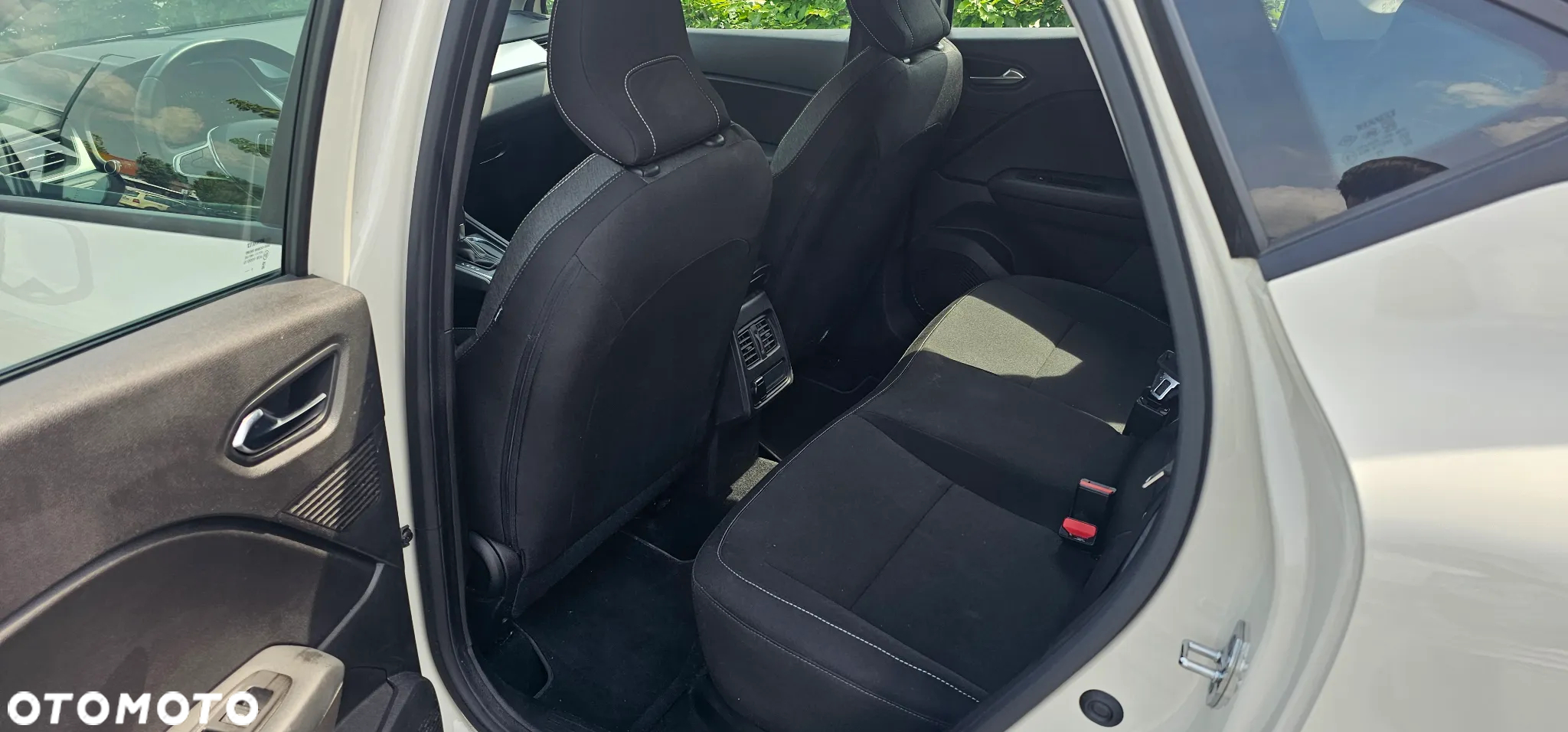 Renault Captur 1.5 Blue dCi Intens EDC - 27