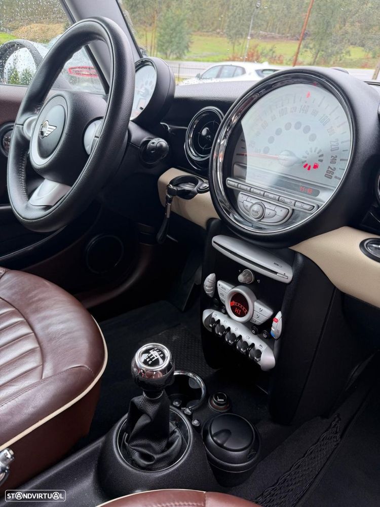 MINI Clubman Cooper D - 8