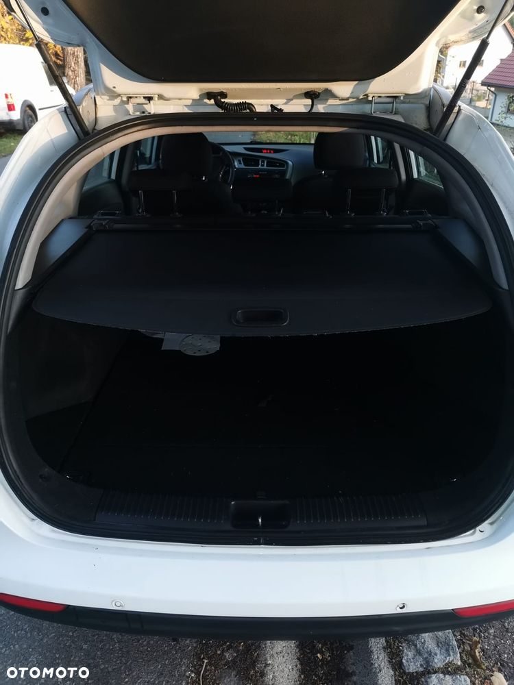 Kia Ceed - 6