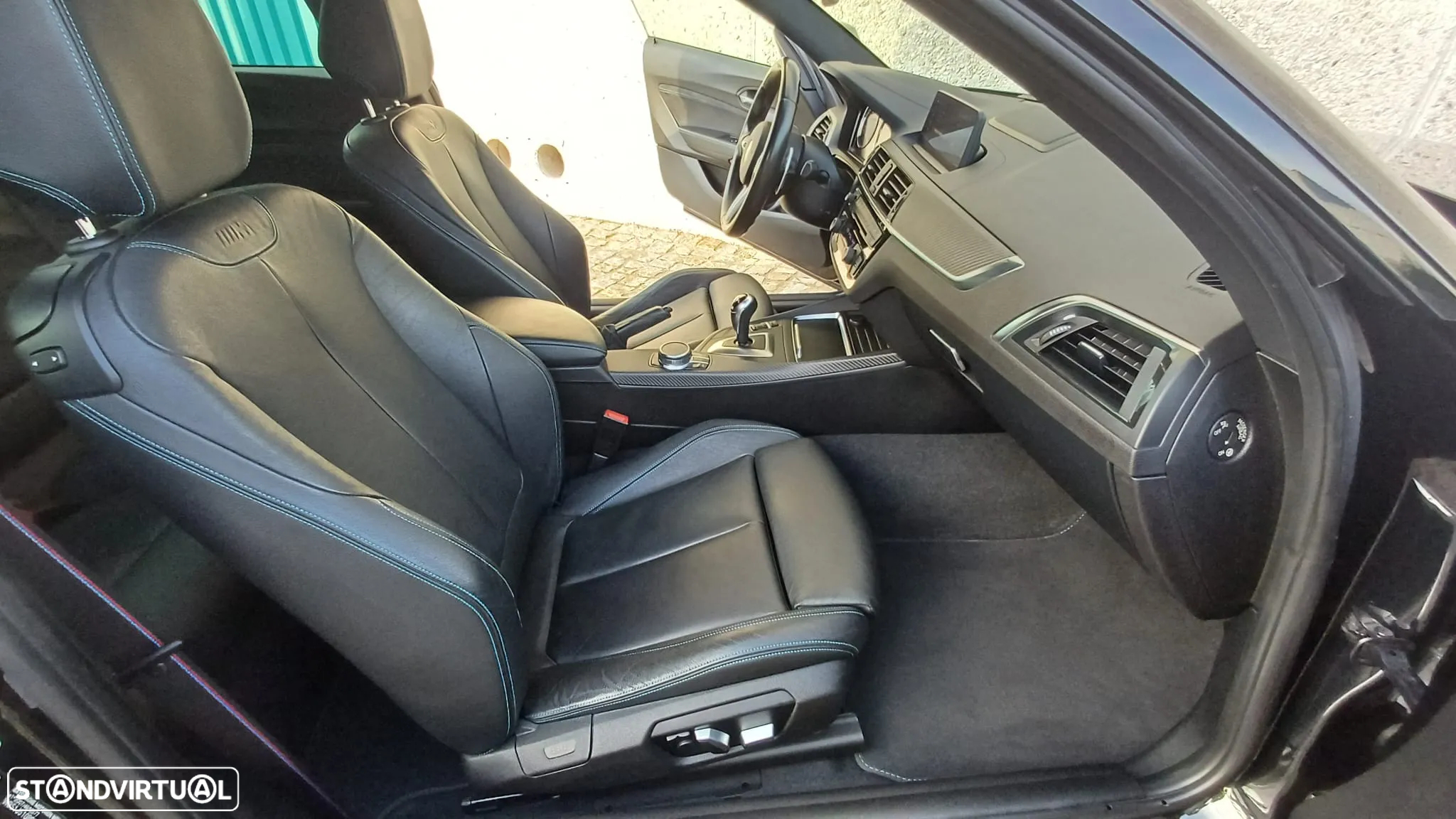 BMW M2 Auto - 23