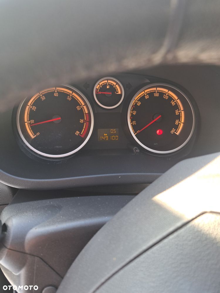 Opel Corsa - 18