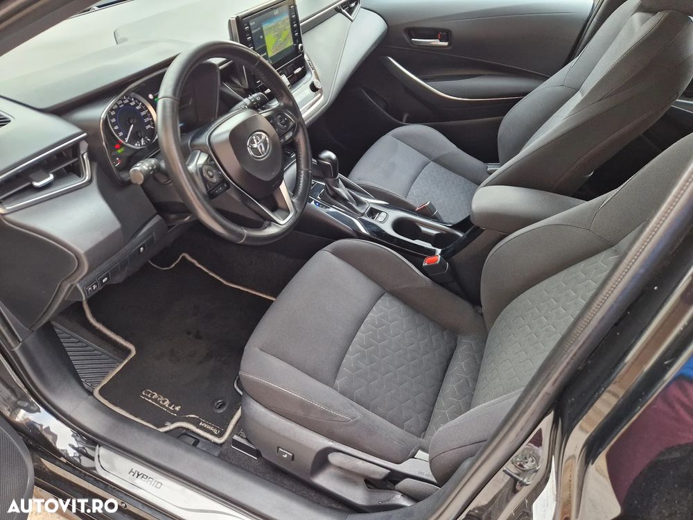 Toyota Corolla 1.8 Hybrid Comfort - 8