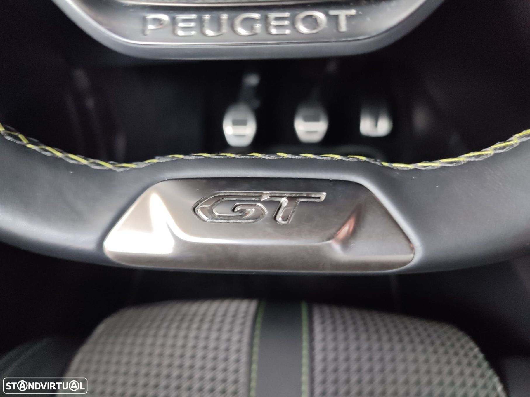 Peugeot 208 1.5 BlueHDi GT - 14