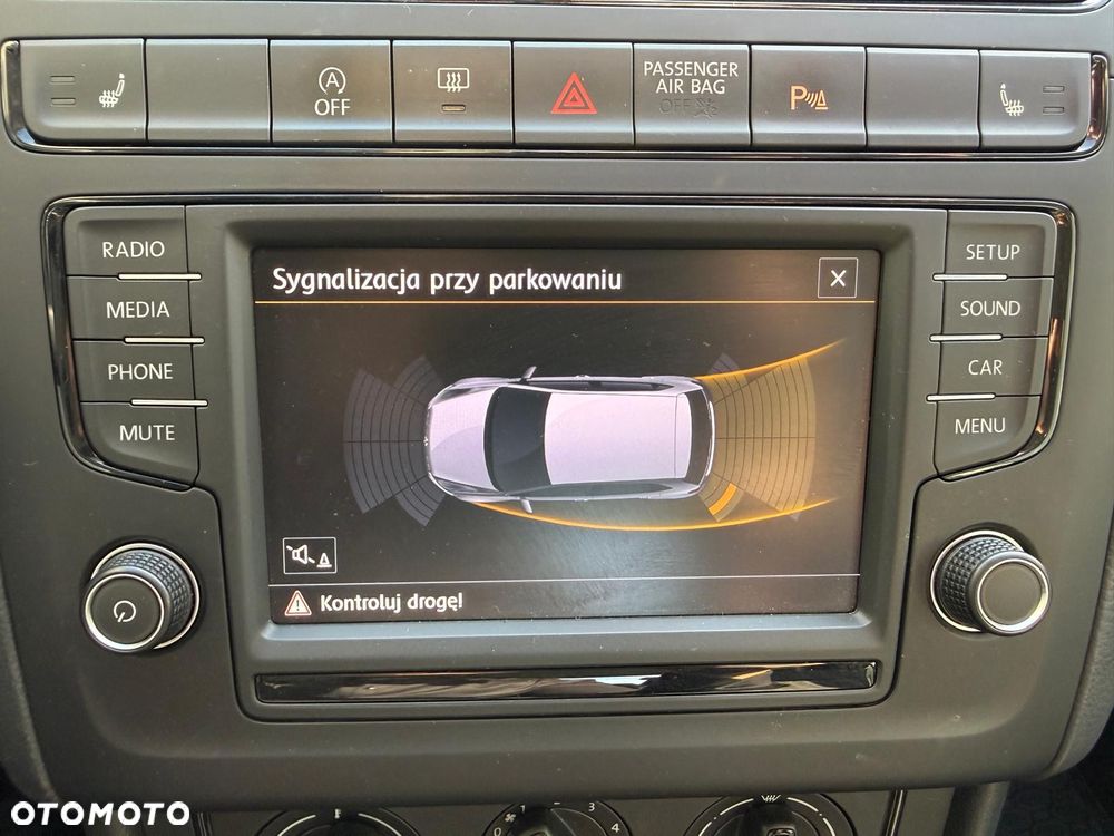 Volkswagen Polo - 24