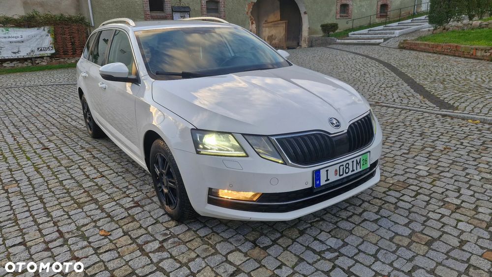 Skoda Octavia - 5