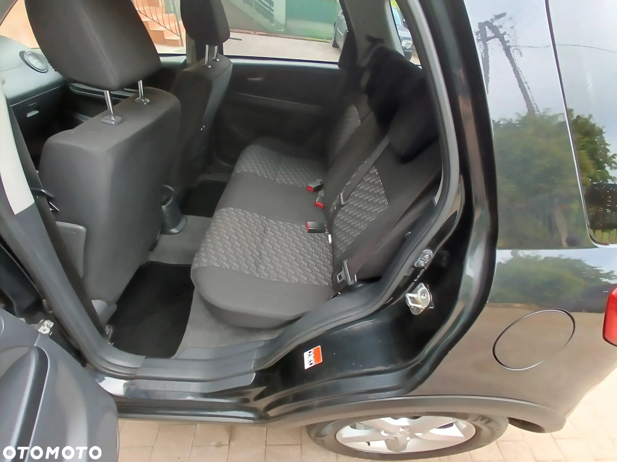 Suzuki SX4 1.6 Premium Outdoor - 16