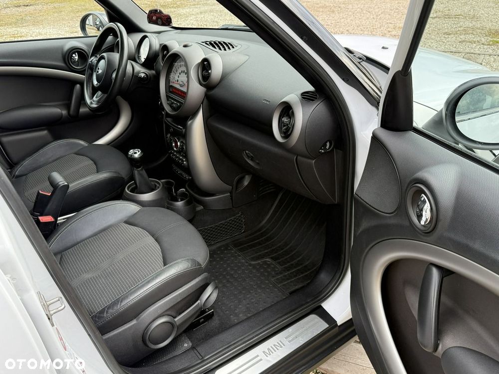 MINI Countryman - 32
