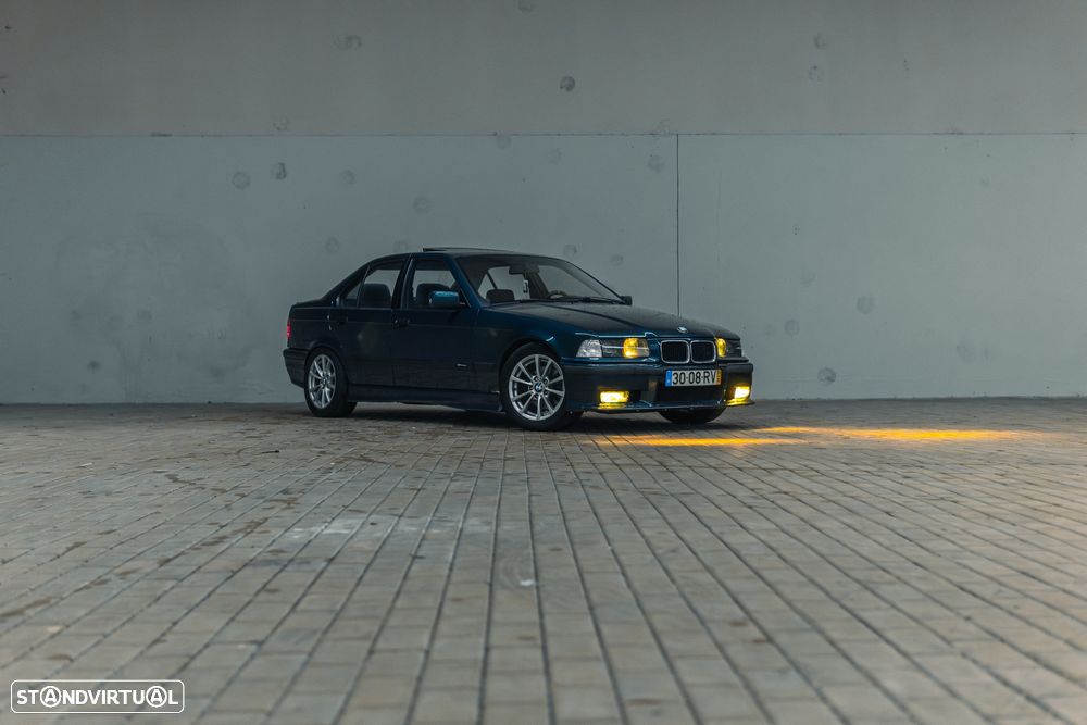 BMW 325 - 5
