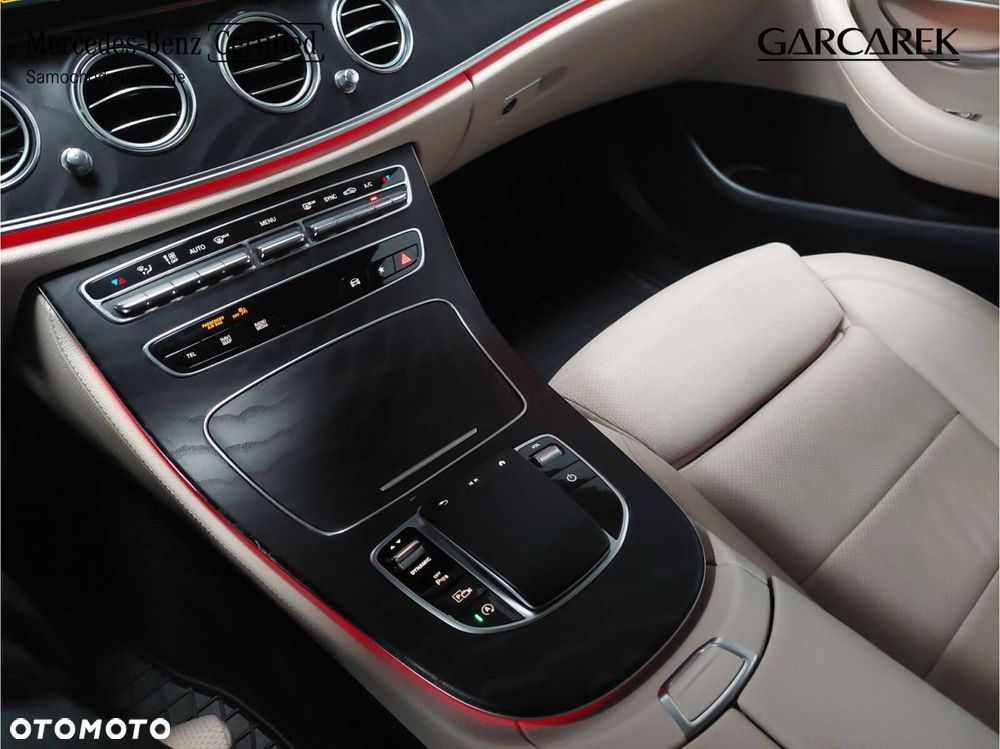 Mercedes-Benz Klasa E 220 d 4-Matic Avantgarde - 22