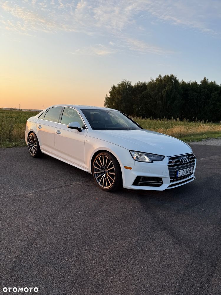 Audi A4 Limousine 2.0 TFSI Quattro S tronic - 1