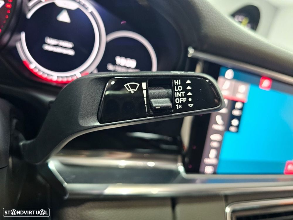 Porsche Panamera 4 E-Hybrid - 18