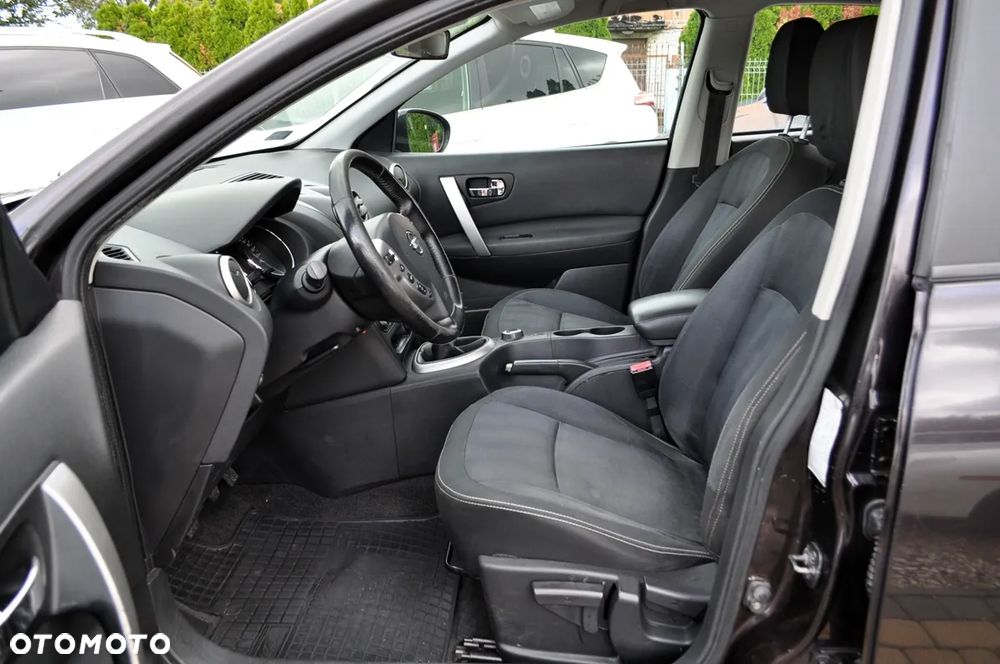 Nissan Qashqai - 13