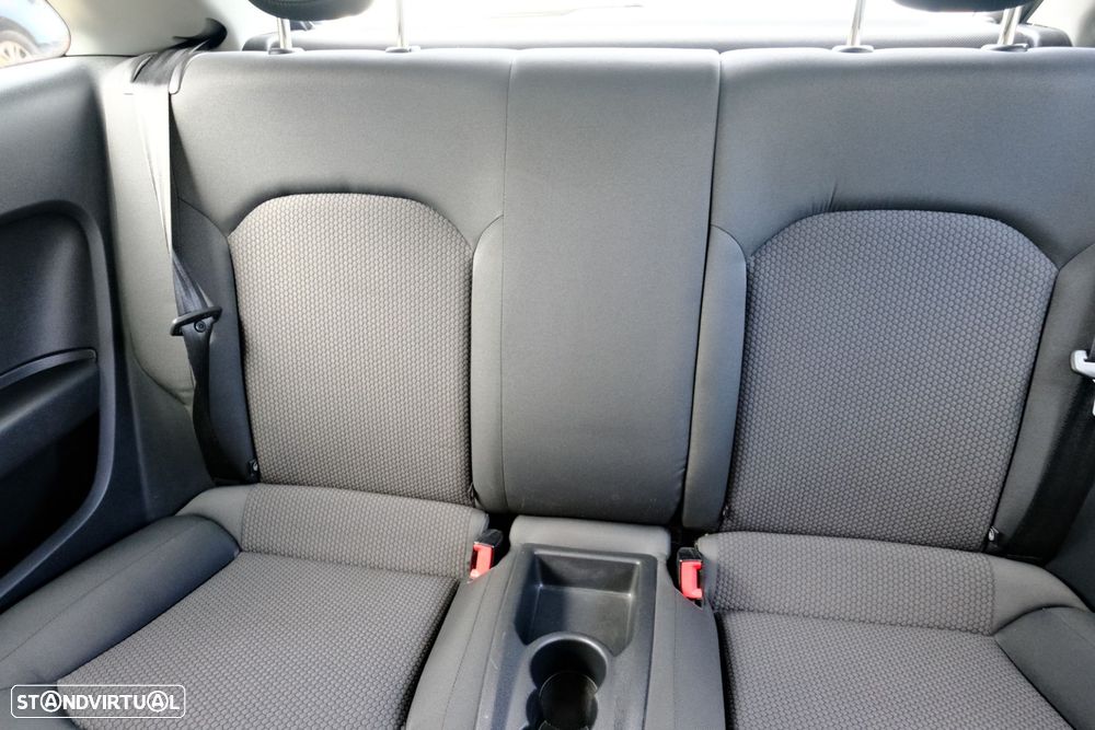 Audi A1 1.6 TDI Advance - 9